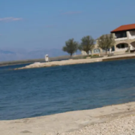 Jona Apartament *